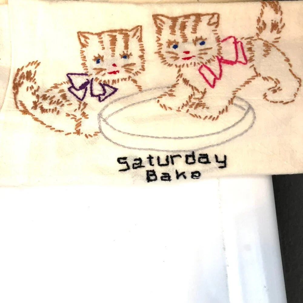 7 Vint 1970 Hand Embroidered Dish Tea Towels Kitten Cats Chores 7 Days Of Week